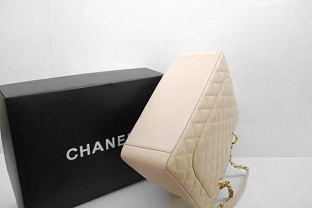 Chanel 2011 GST Caviar Leather Handbag 36092 Cream Chanel 2011 GST Caviar Leather Handbag 36092 Cream