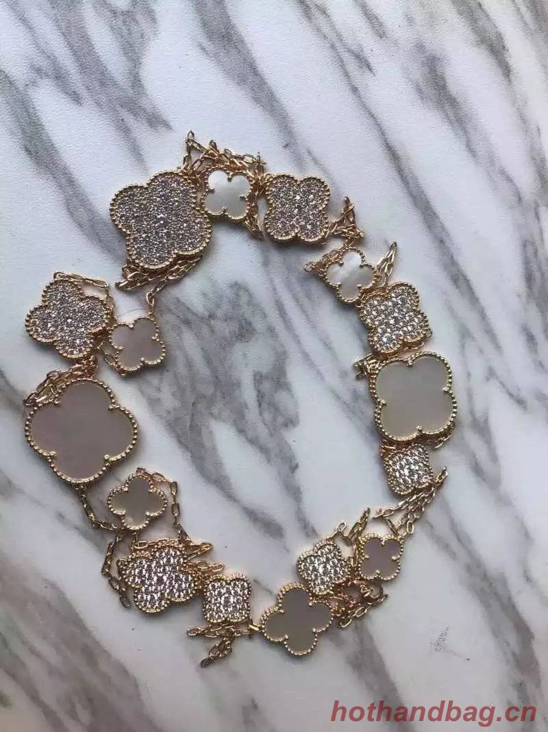 Van Cleef & Arpels Necklace V192007 Van Cleef & Arpels Necklace V192007