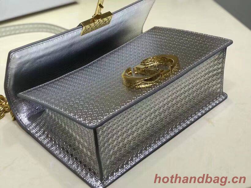 Dior 30 MONTAIGNE SMOOTH CALFSKIN FLAP BAG C9230 silvery Dior 30 MONTAIGNE SMOOTH CALFSKIN FLAP BAG C9230 silvery