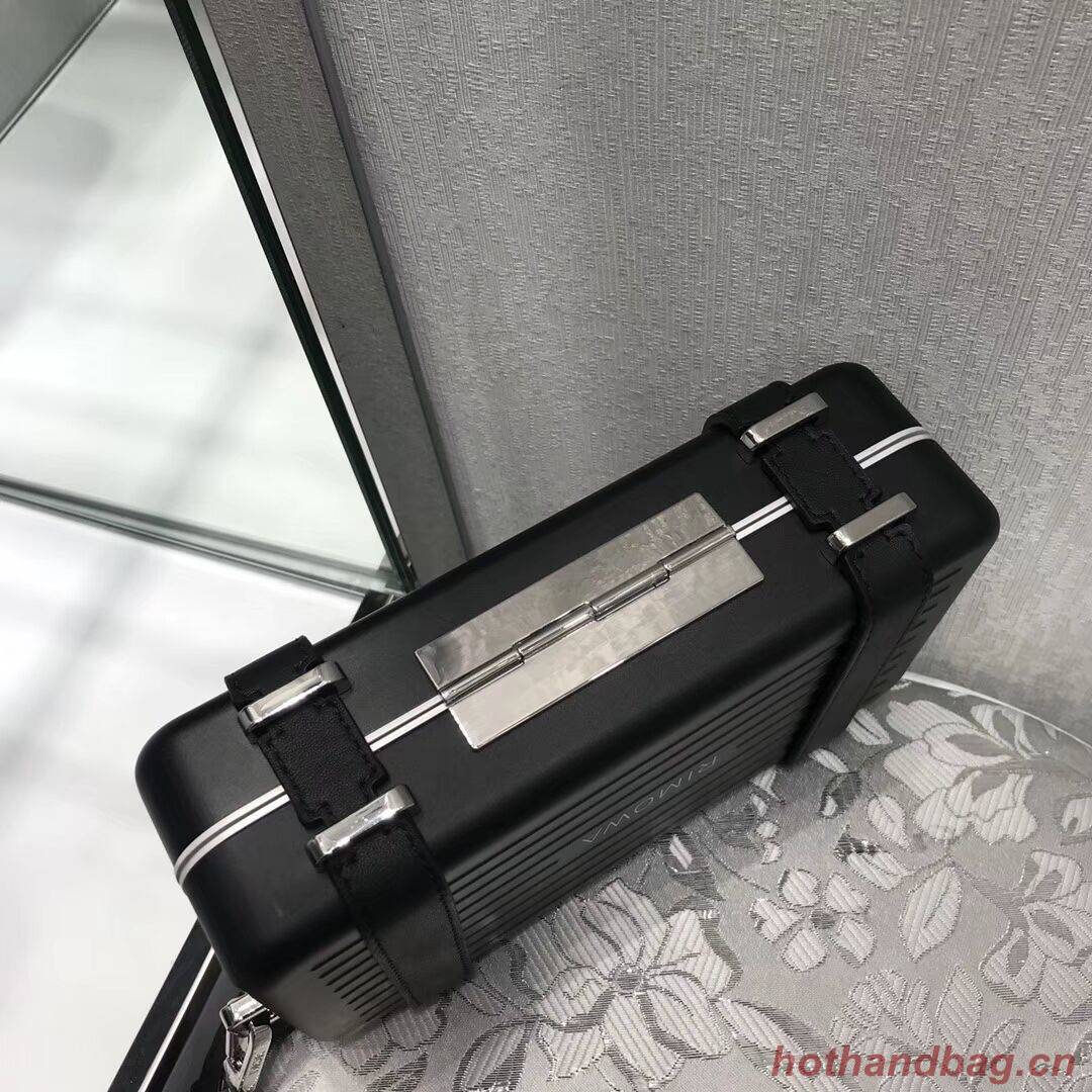 DIORAMA CALFSKIN CLUTCH M2020 black DIORAMA CALFSKIN CLUTCH M2020 black