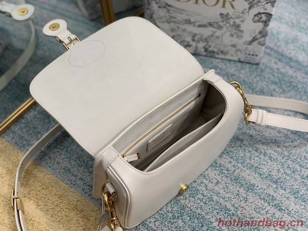 MEDIUM DIOR BOBBY BAG Box Calfskin M9319 white MEDIUM DIOR BOBBY BAG Box Calfskin M9319 white