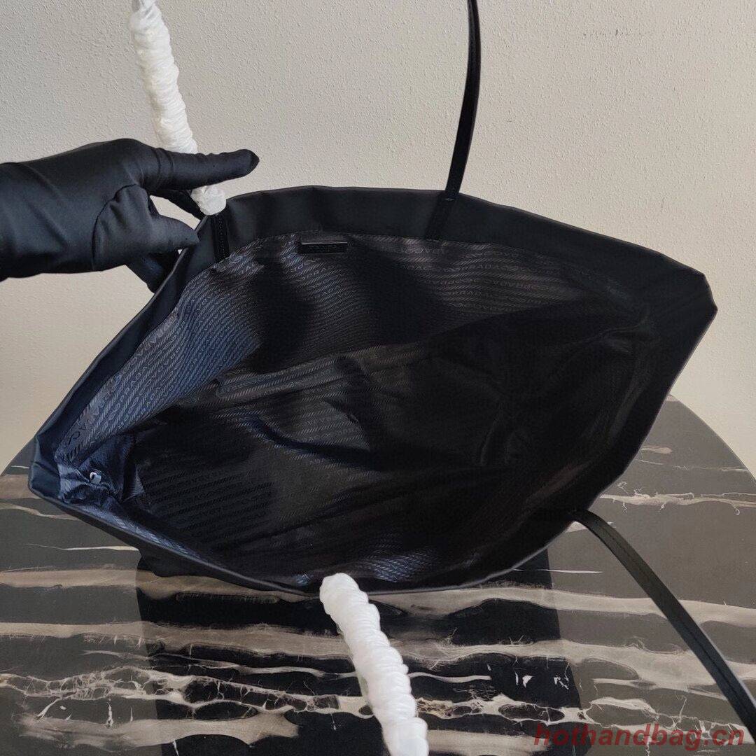 Prada Re-Edition nylon tote bag 1BG107 black Prada Re-Edition nylon tote bag 1BG107 black