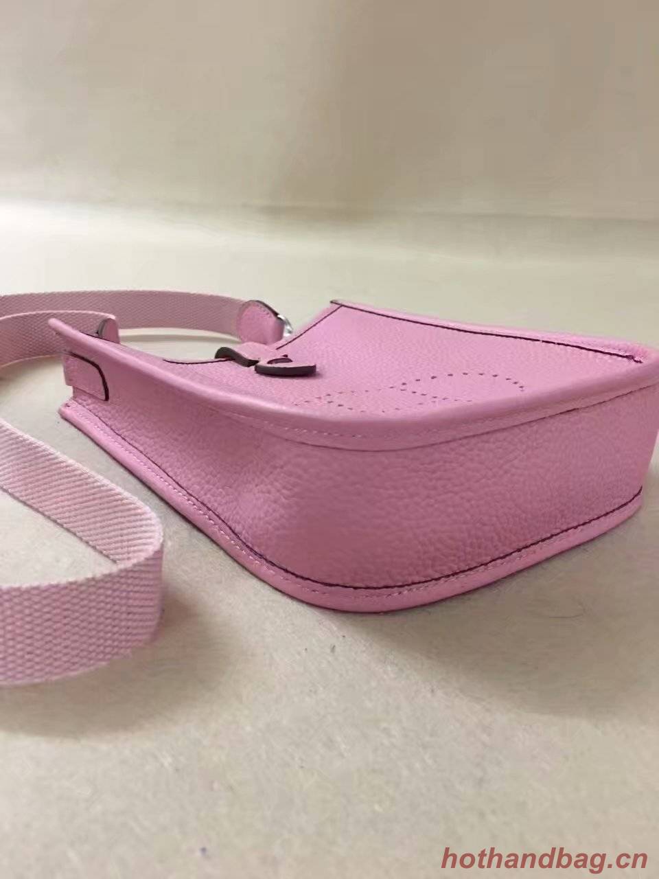 Hermes Evelyne original togo leather mini Shoulder Bag H15698 pink Hermes Evelyne original togo leather mini Shoulder Bag H15698 pink