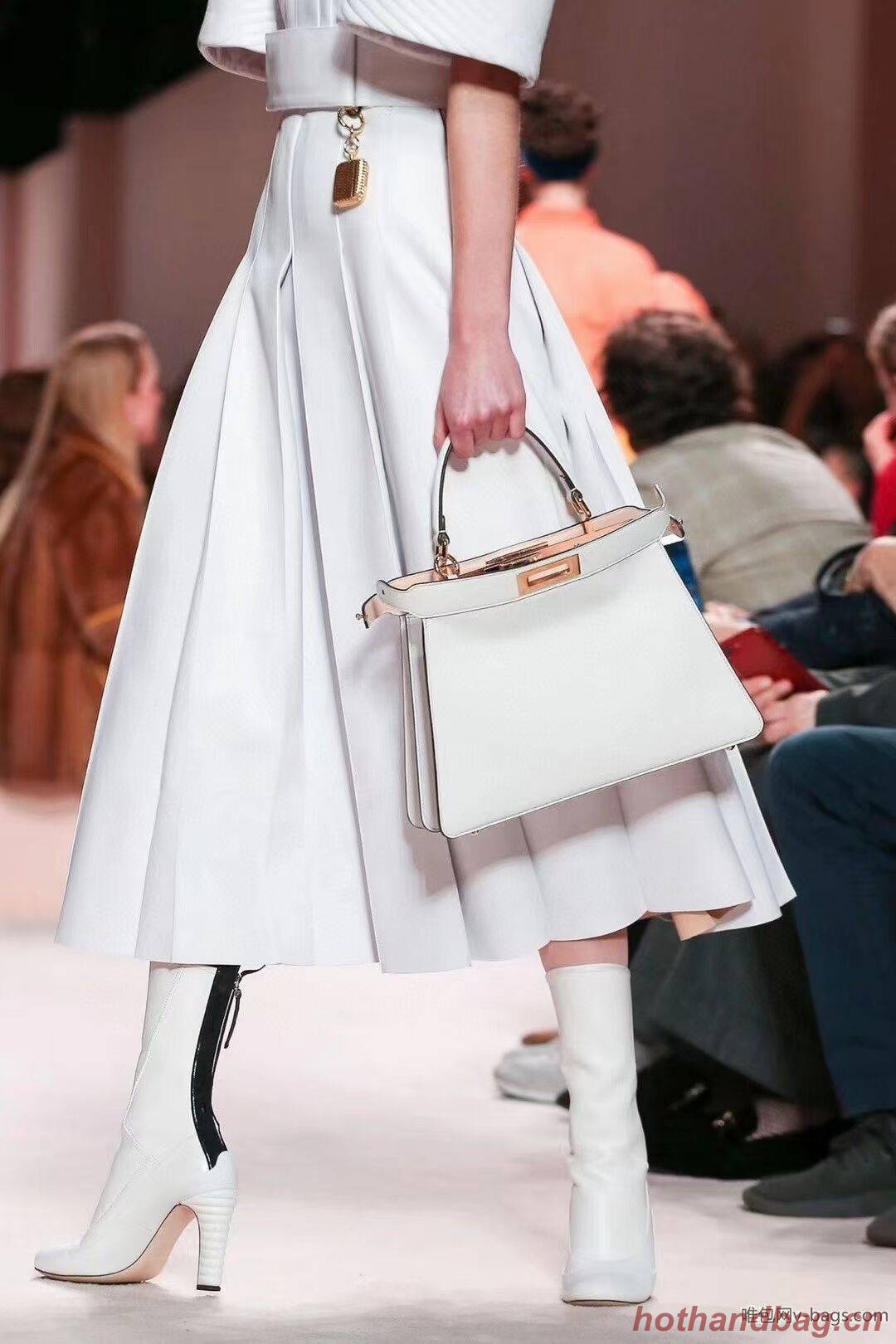 FENDI PEEKABOO ISEEU MEDIUM leather bag F1392 white FENDI PEEKABOO ISEEU MEDIUM leather bag F1392 white