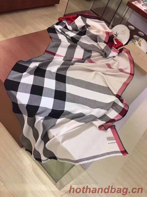 Burberry scarf Wool&Cashmere 33659-3