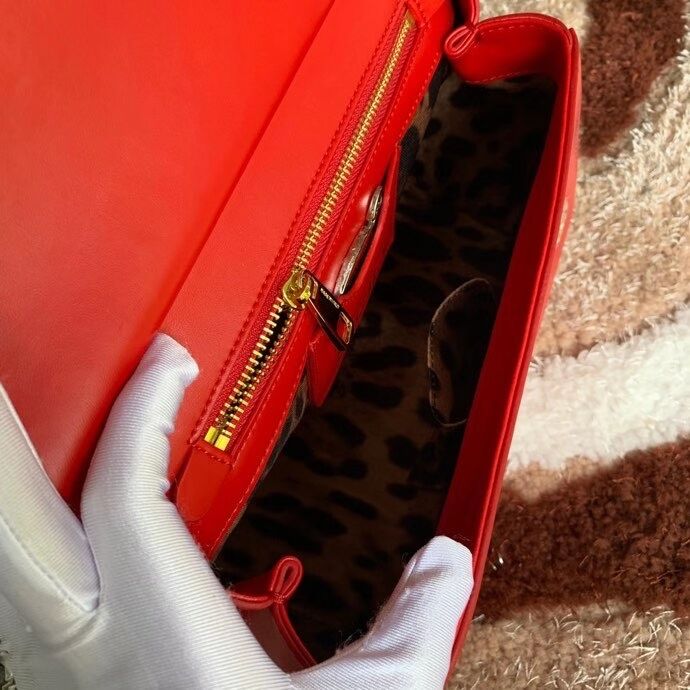 Dolce & Gabbana Origianl Leather Shoulder Bag 5157 red Dolce & Gabbana Origianl Leather Shoulder Bag 5157 red