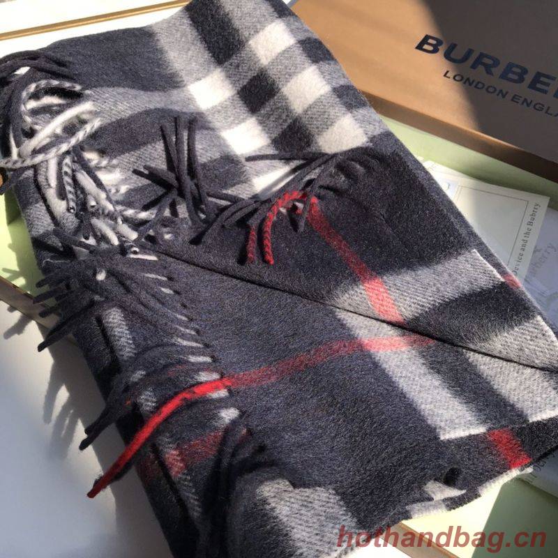 Burberry Scarf B00247