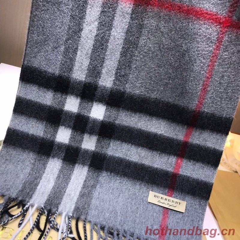 Burberry Scarf B00248