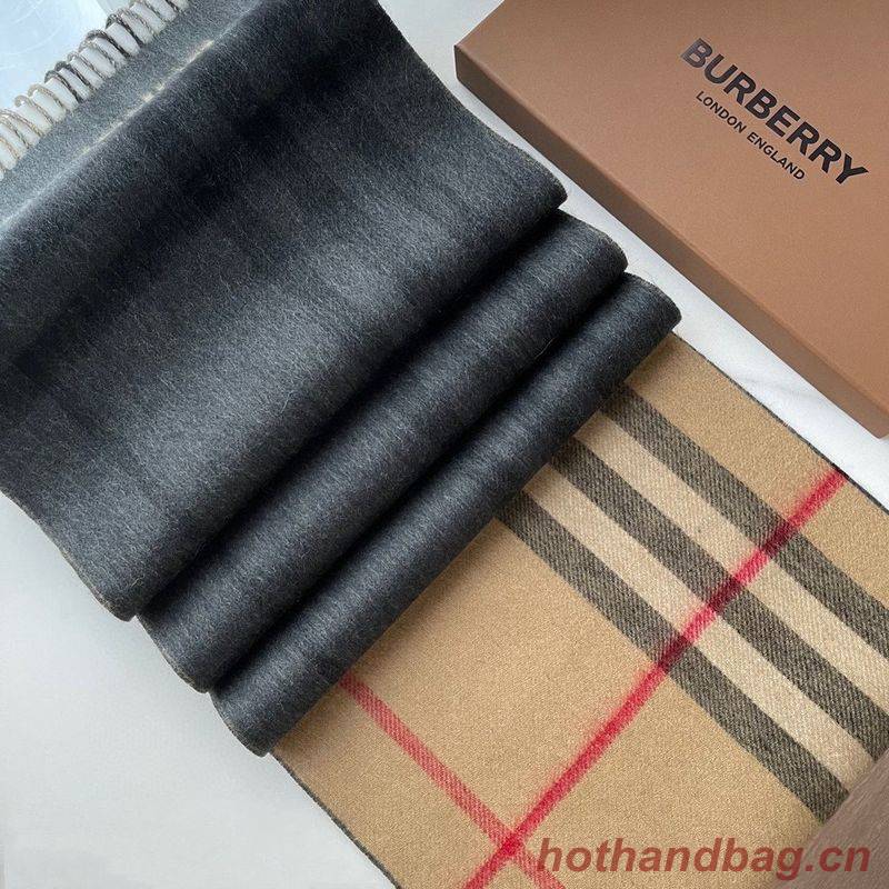 Burberry Scarf B00254 Burberry Scarf B00254