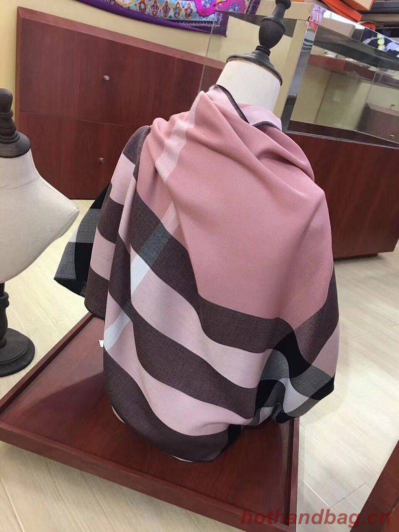 Burberry Scarf B00286 Burberry Scarf B00286