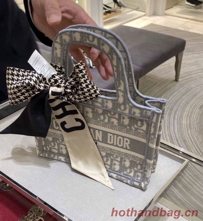 Dior Scarf CD00102 Dior Scarf CD00102