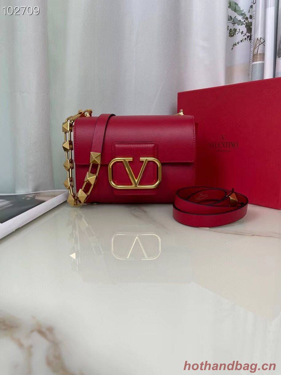 VALENTINO GARAVANI Stud Sign Grained Calfskin Shoulder Bag V0196 red VALENTINO GARAVANI Stud Sign Grained Calfskin Shoulder Bag V0196 red
