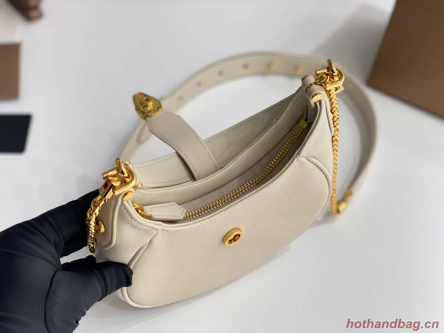 BVLGARI Shoulder Bag Calfskin Leather B281632 white BVLGARI Shoulder Bag Calfskin Leather B281632 white