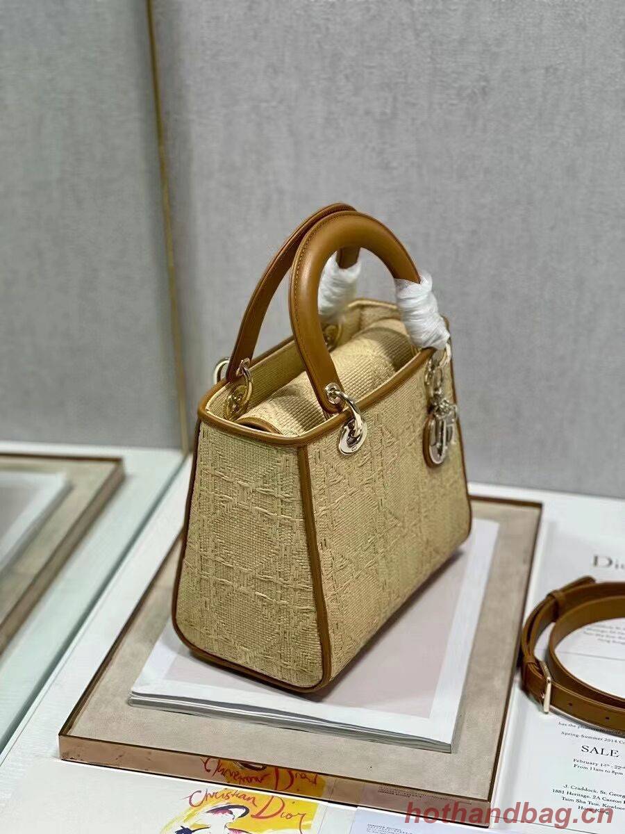 Dior MEDIUM LADY D-LITE BAG C9620 Apricot Dior MEDIUM LADY D-LITE BAG C9620 Apricot