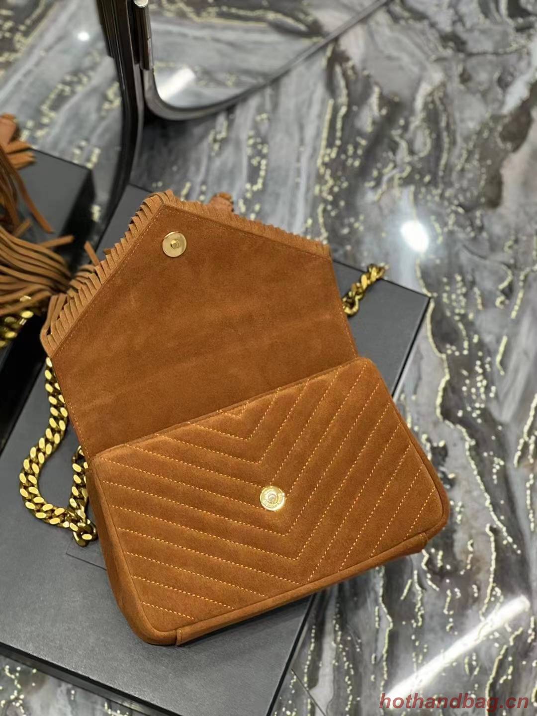 SAINT LAURENT COLLEGE MEDIUM CHAIN BAG IN LIGHT SUEDE WITH FRINGES 5317050 CINNAMON SAINT LAURENT COLLEGE MEDIUM CHAIN BAG IN LIGHT SUEDE WITH FRINGES 5317050 CINNAMON