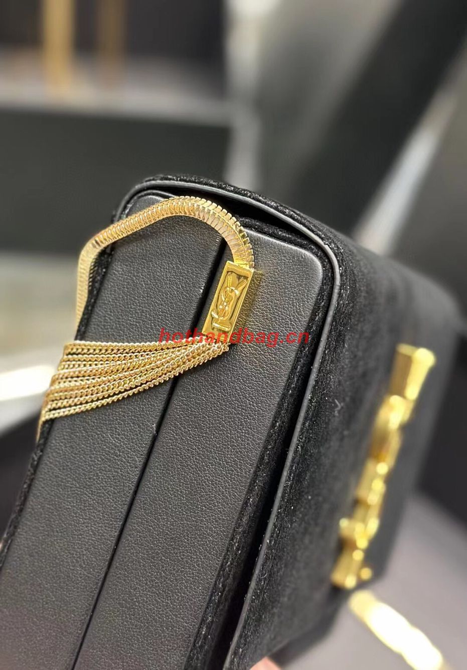 SAINT LAUREN KATE MINI SUPPLE/REVERSIBLE CHAIN BAG IN SUEDE AND LEATHER Y791122 BLACK SAINT LAUREN KATE MINI SUPPLE/REVERSIBLE CHAIN BAG IN SUEDE AND LEATHER Y791122 BLACK