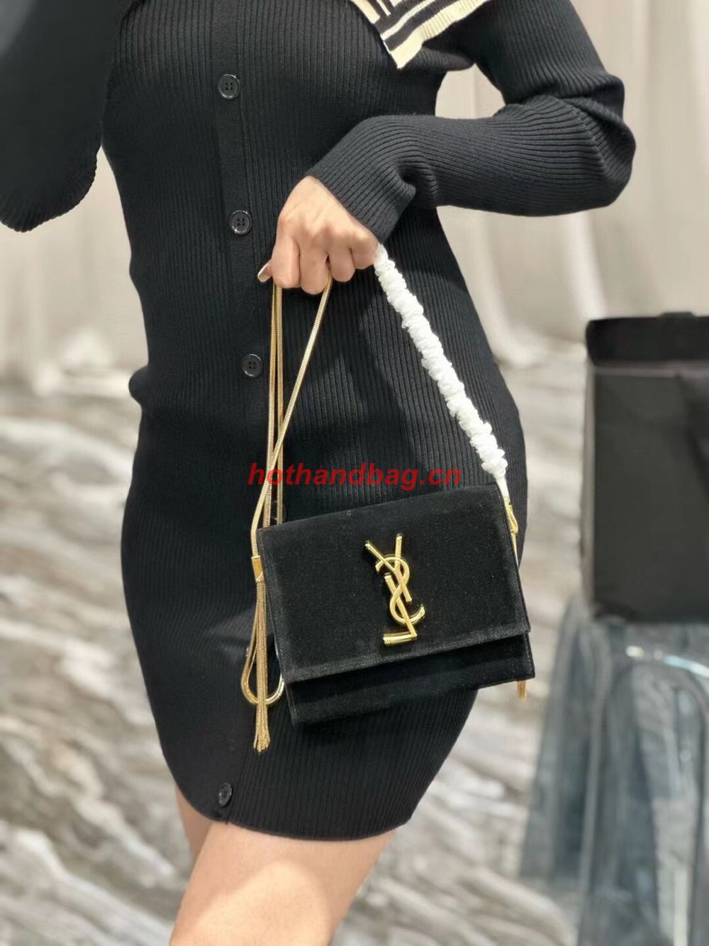 SAINT LAUREN KATE MINI SUPPLE/REVERSIBLE CHAIN BAG IN SUEDE AND LEATHER Y791122 BLACK SAINT LAUREN KATE MINI SUPPLE/REVERSIBLE CHAIN BAG IN SUEDE AND LEATHER Y791122 BLACK