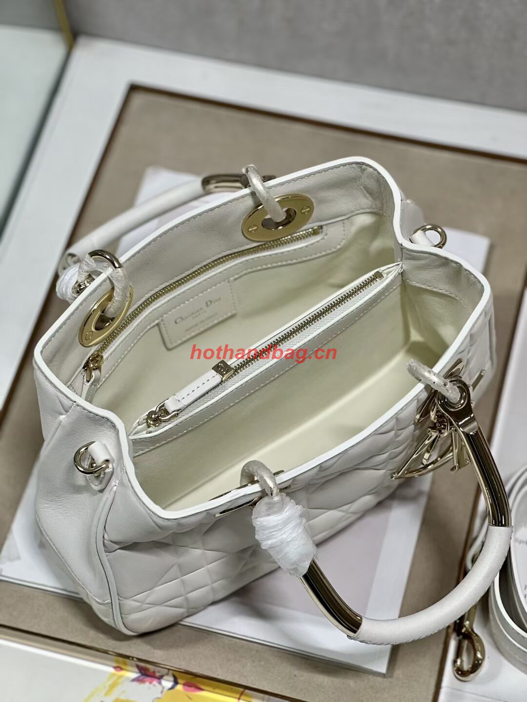 LADY DIOR TOP HANDLE MEDIUM BAG Latte Cannage Lambskin C9227 WHITE&GOLD LADY DIOR TOP HANDLE MEDIUM BAG Latte Cannage Lambskin C9227 WHITE&GOLD
