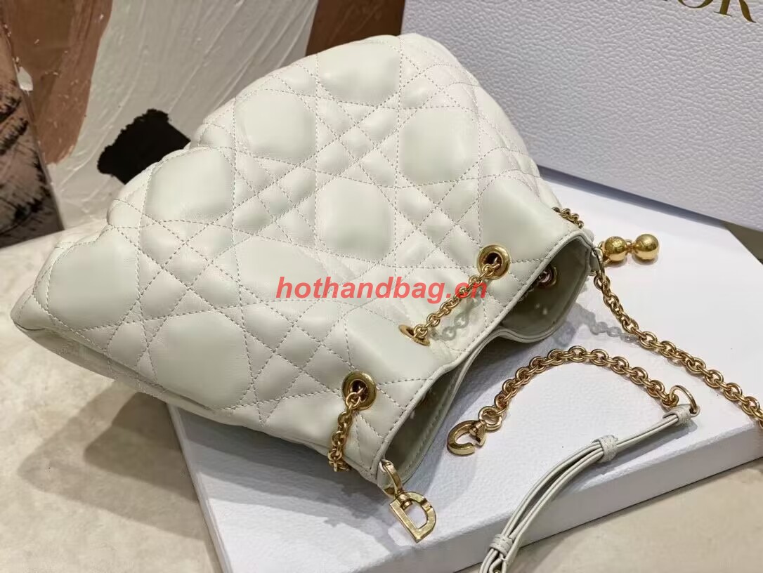 MEDIUM DIOR AMMI BAG Sand white Supple Macrocannage Lambskin M22566F MEDIUM DIOR AMMI BAG Sand white Supple Macrocannage Lambskin M22566F