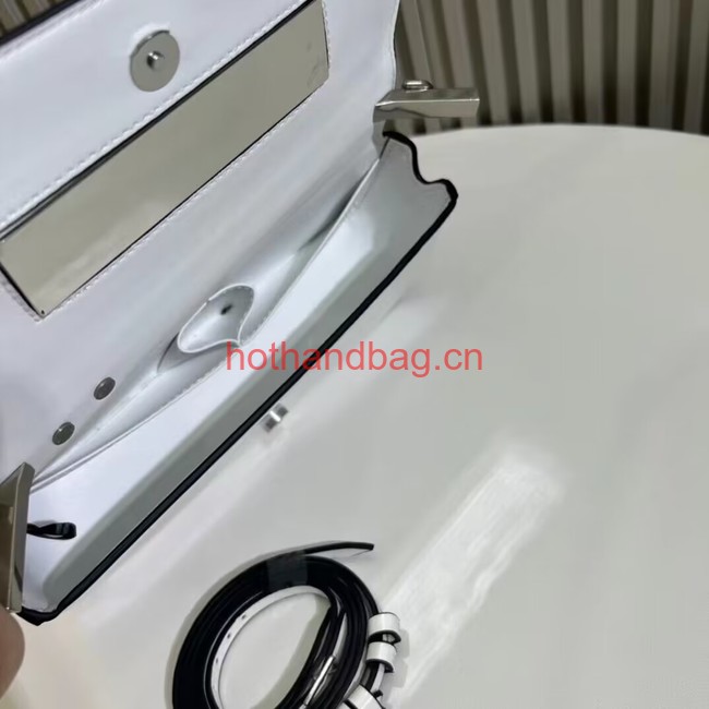 Fendi small smooth leather bag F1090 white Fendi small smooth leather bag F1090 white