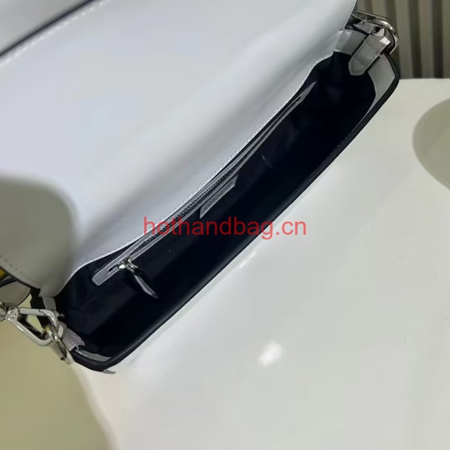 Fendi small smooth leather bag F1996 white Fendi small smooth leather bag F1996 white