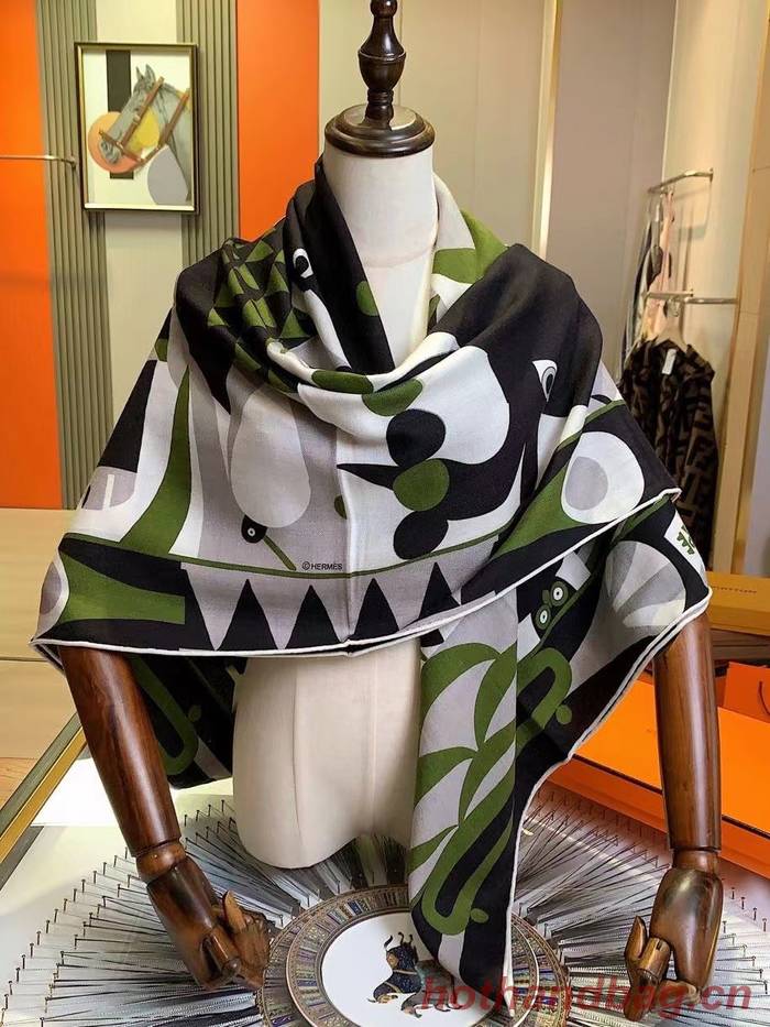 Hermes Scarf HEC00718 Hermes Scarf HEC00718