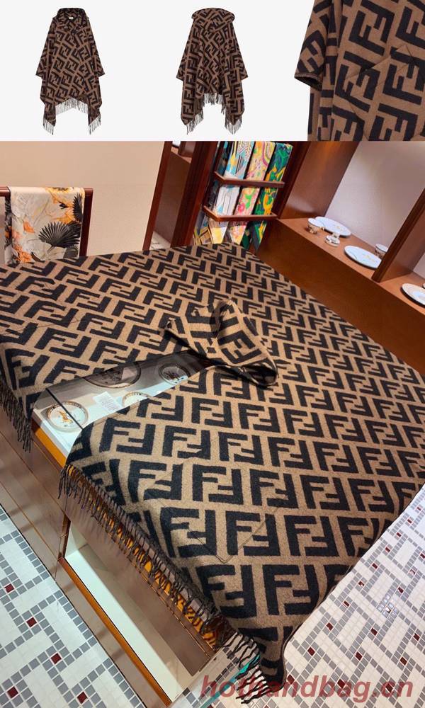 Fendi Cloak FDC00106 Fendi Cloak FDC00106