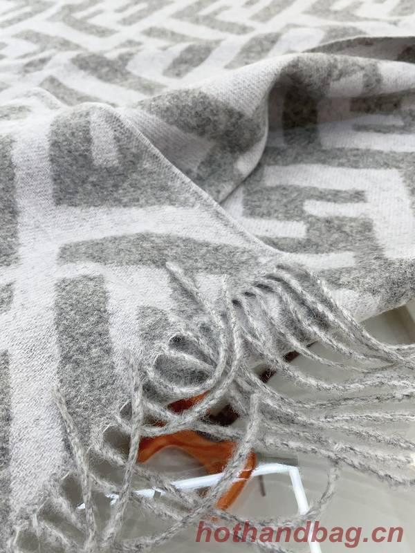 Fendi Cloak FDC00108 Fendi Cloak FDC00108