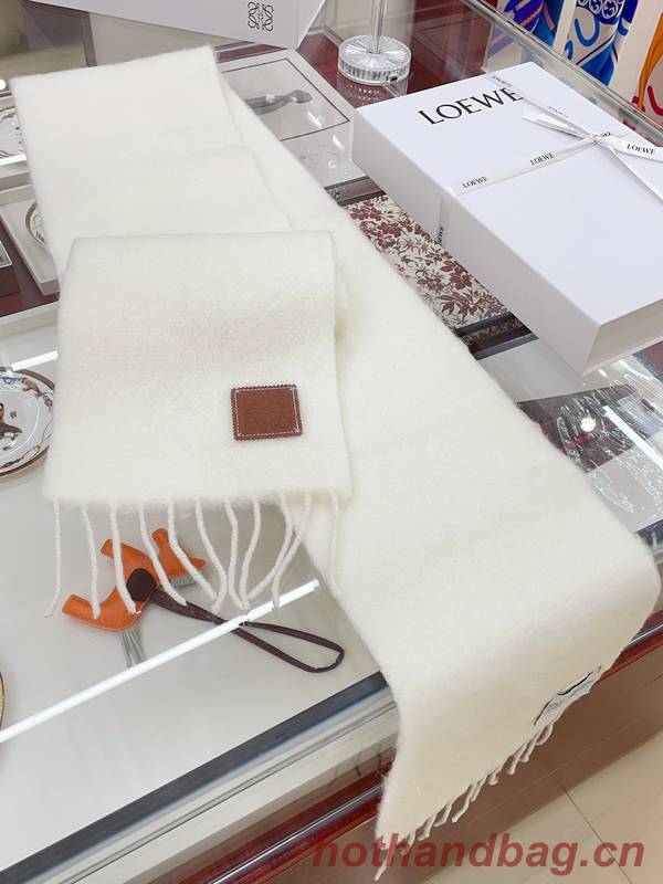 Loewe Scarf LOC00019 Loewe Scarf LOC00019