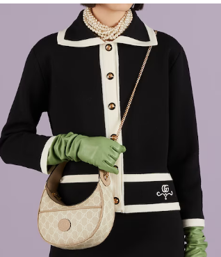 Gucci GG HALF-MOON-SHAPED MINI BAG 726843 Beige Gucci GG HALF-MOON-SHAPED MINI BAG 726843 Beige