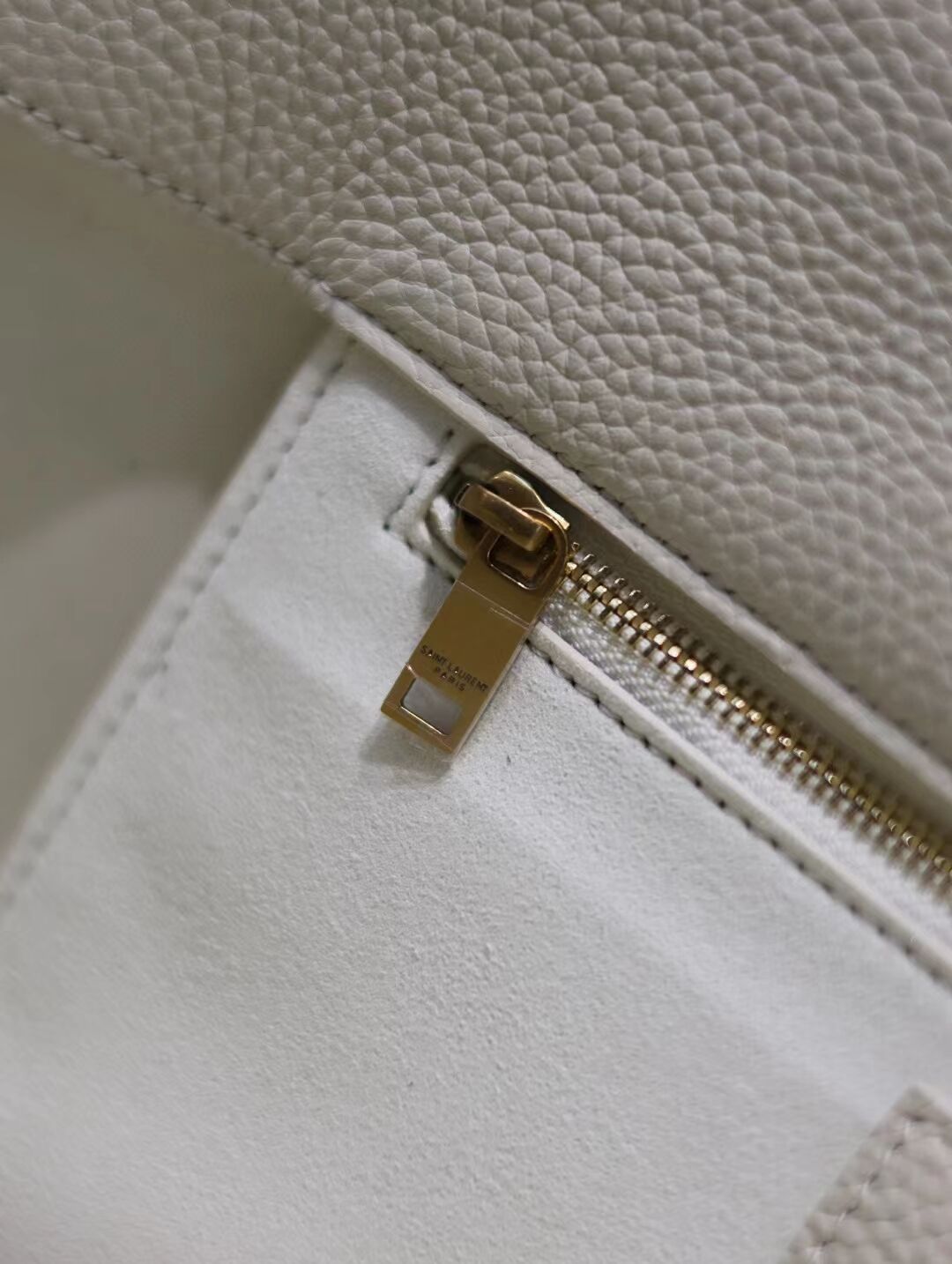 SAINT LAURENT BEA IN GRAINED LEATHER 763435 WHITE SAINT LAURENT BEA IN GRAINED LEATHER 763435 WHITE