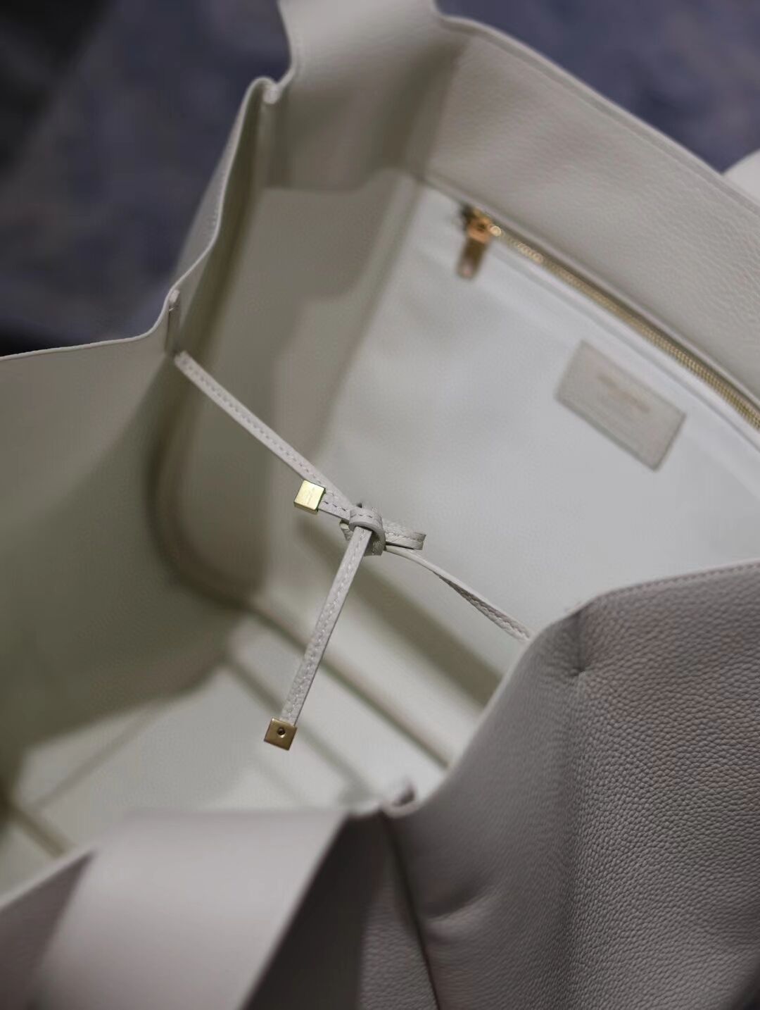 SAINT LAURENT BEA IN GRAINED LEATHER 763435 WHITE SAINT LAURENT BEA IN GRAINED LEATHER 763435 WHITE