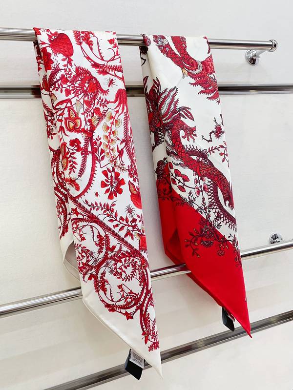 Gucci Scarf GUC00338 Gucci Scarf GUC00338