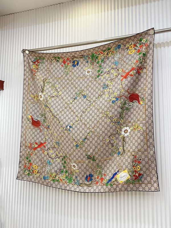 Gucci Scarf GUC00339 Gucci Scarf GUC00339