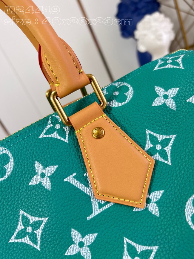 Louis Vuitton RUNWAY Speedy P9 Bandouliere 40 M24417 green Louis Vuitton RUNWAY Speedy P9 Bandouliere 40 M24417 green