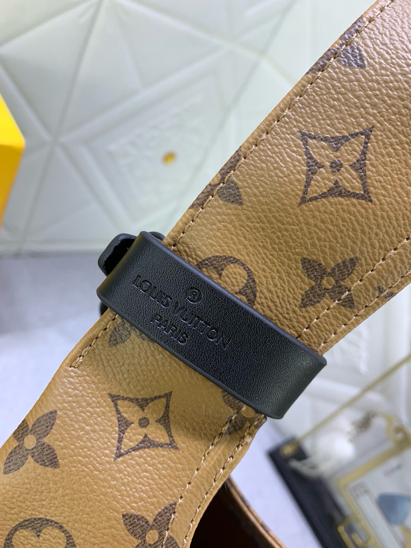 Louis Vuitton Monogram Reverse Atlantis GM Bag M46816 OR M46817 Light Brown Louis Vuitton Monogram Reverse Atlantis GM Bag M46816 OR M46817 Light Brown