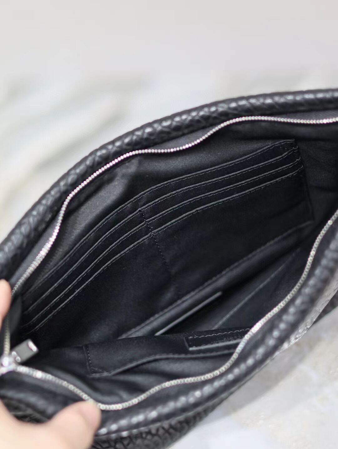 SAINT LAURENT CALYPSO LARGE POUCH IN LAMBSKIN 778943-2 black SAINT LAURENT CALYPSO LARGE POUCH IN LAMBSKIN 778943-2 black