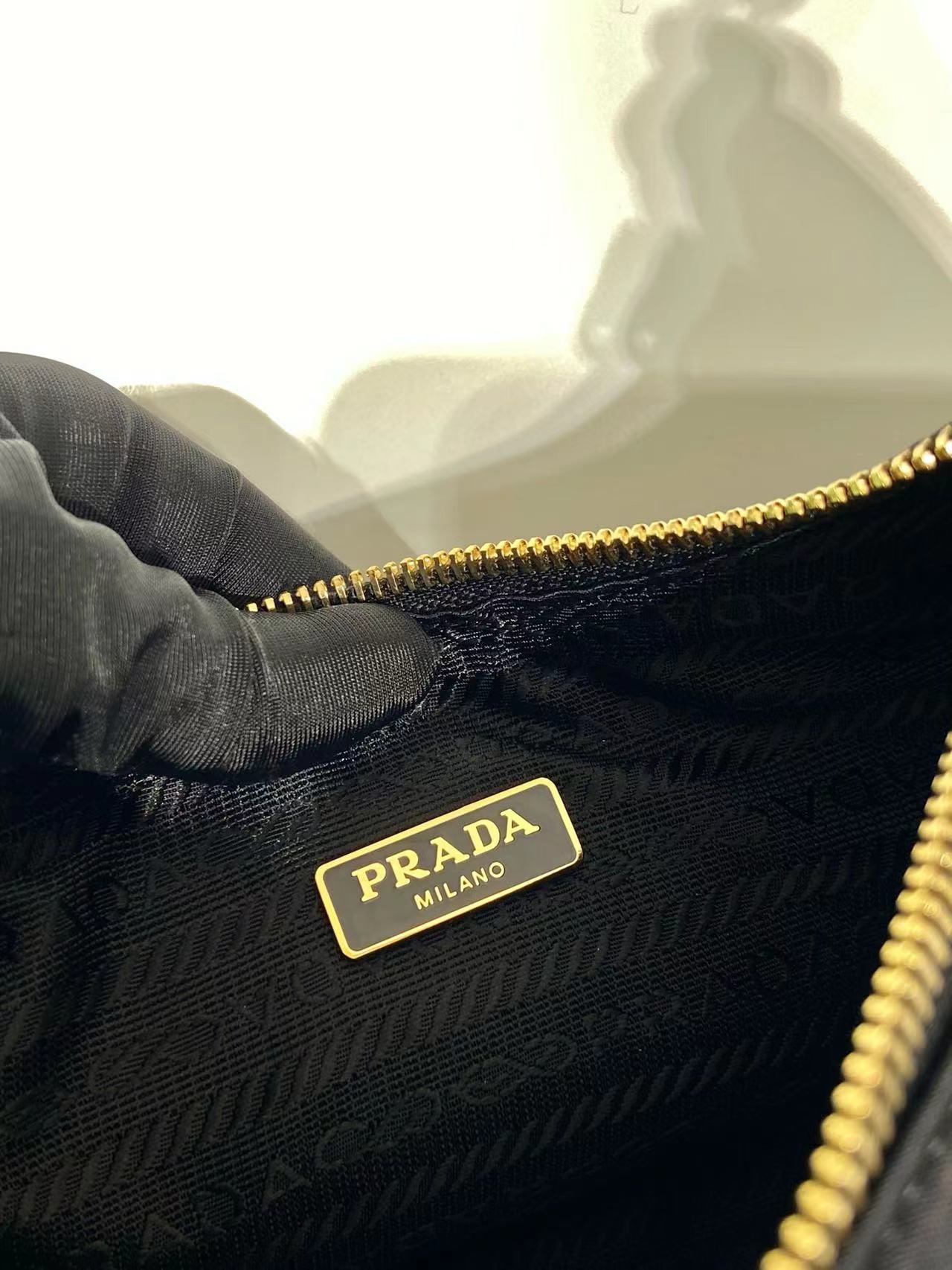 Prada Re-Nylon and brushed leather mini-bag 1BC515 black Prada Re-Nylon and brushed leather mini-bag 1BC515 black
