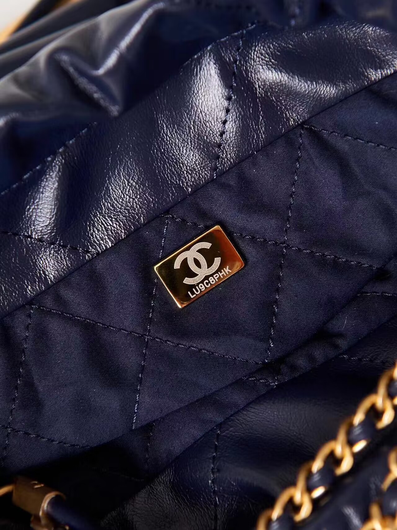 CHANEL 22 MINI HANDBAG AS3980 Navy CHANEL 22 MINI HANDBAG AS3980 Navy