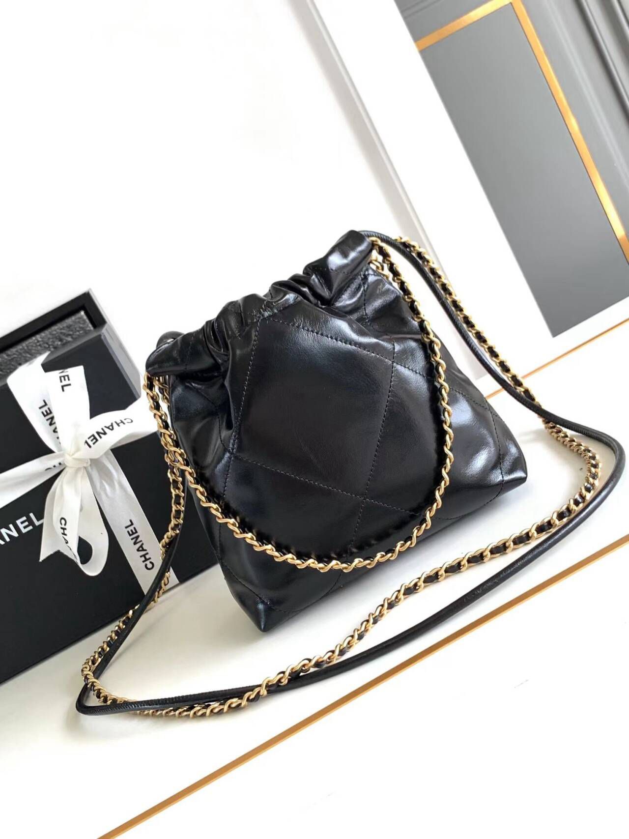 CHANEL 22 Mini Pearl Chain Handbag AS3980 Black CHANEL 22 Mini Pearl Chain Handbag AS3980 Black