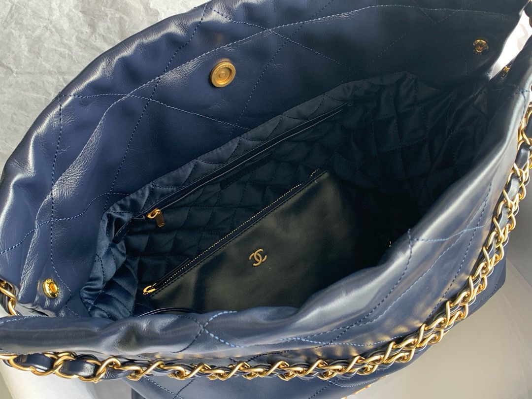 CHANEL 22 Mini Pearl Chain Handbag AS3980 Black CHANEL 22 Mini Pearl Chain Handbag AS3980 Black