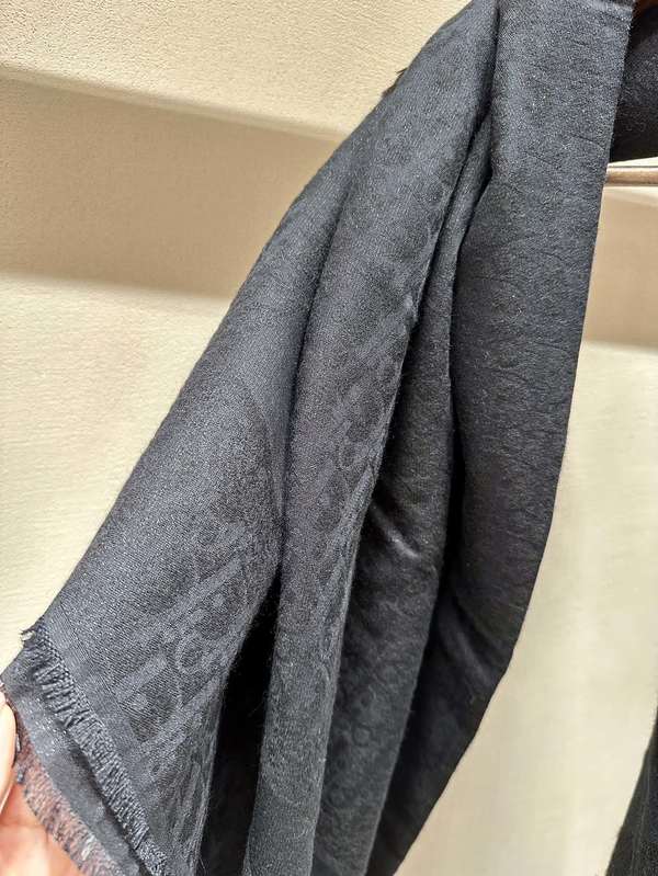 Dior Scarf DIC00425 Dior Scarf DIC00425