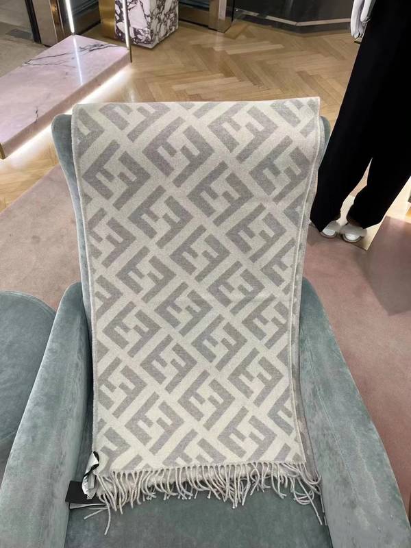 Fendi Scarf FDC00121 Fendi Scarf FDC00121