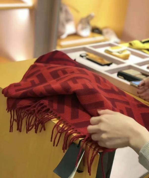 Fendi Scarf FDC00123 Fendi Scarf FDC00123