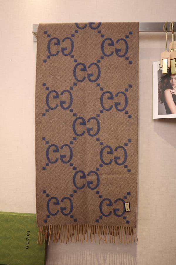 Gucci Scarf GUC00351 Gucci Scarf GUC00351