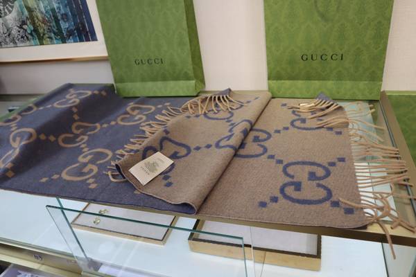 Gucci Scarf GUC00351 Gucci Scarf GUC00351