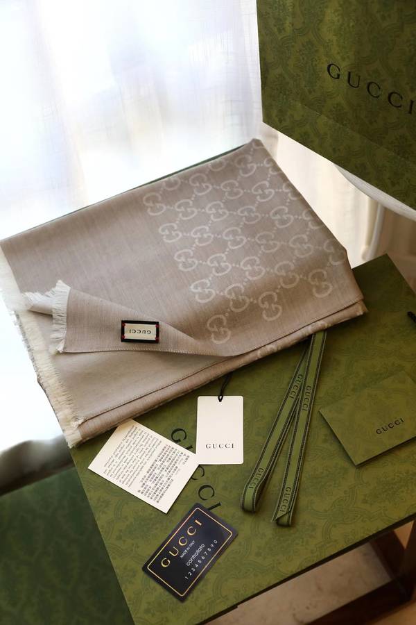 Gucci Scarf GUC00362 Gucci Scarf GUC00362