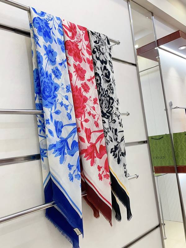 Gucci Scarf GUC00376 Gucci Scarf GUC00376