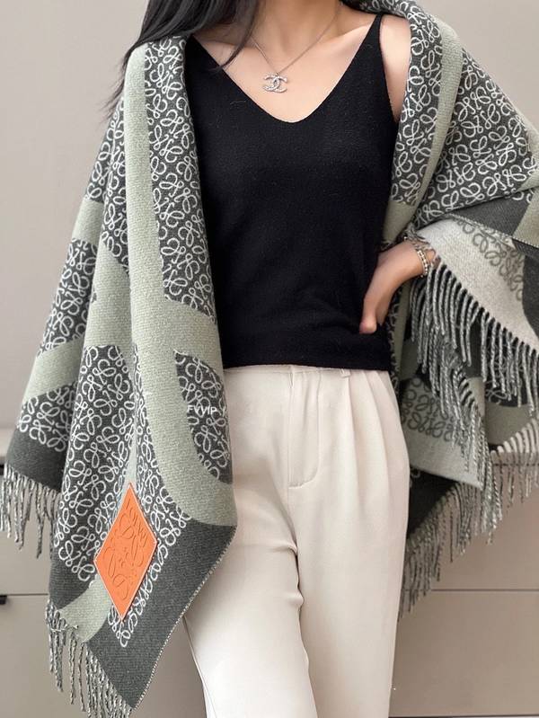 Loewe Cloak LOC00071 Loewe Cloak LOC00071