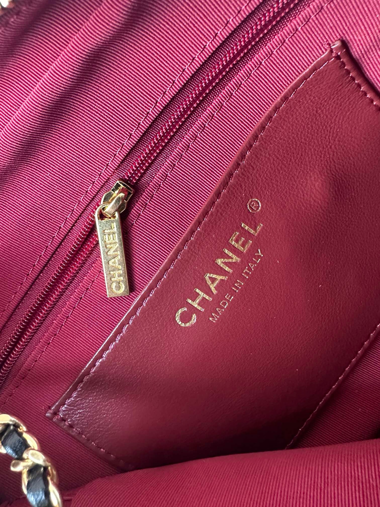 Chanel CAMERA CASE AS5187 BLACK